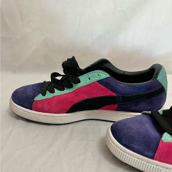 PUMA Shoes - Picture 3 of 5